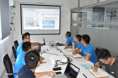 羿藍(lán)會(huì)議室環(huán)境